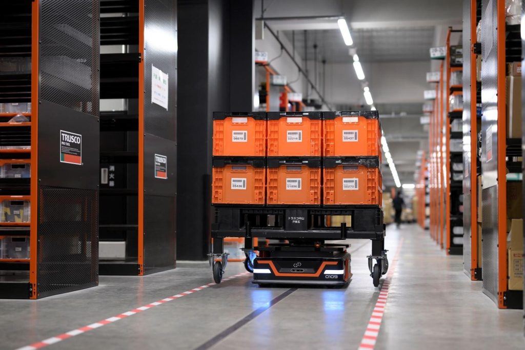 Những công việc logistics có thể dùng robot và điều kiện để triển khai