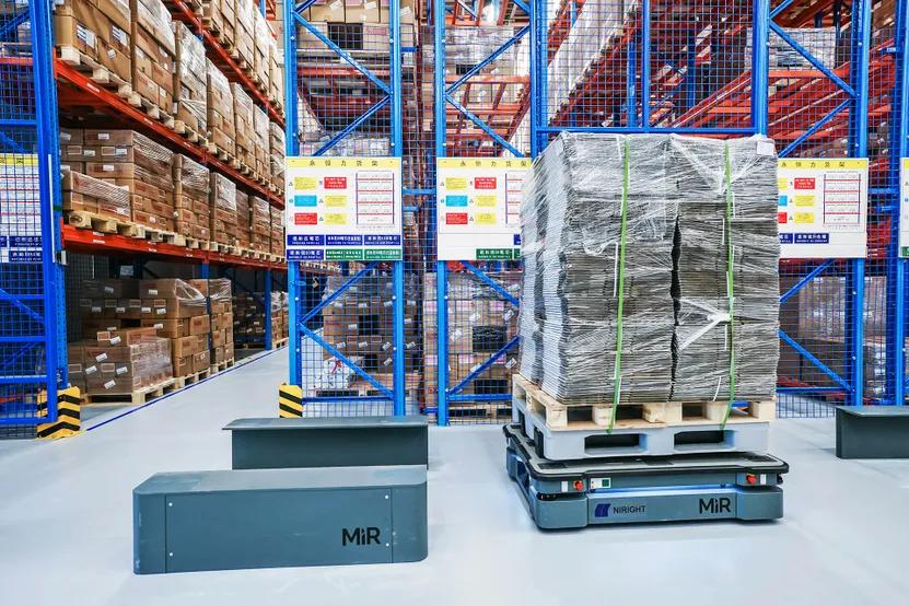 Hệ thống robot tự hành là gì? Hiểu đúng phạm vi của một hệ thống hoàn chỉnh